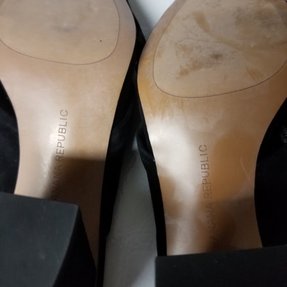 Banana Republic Peep Toe Knot  Black - Picture 3 of 3